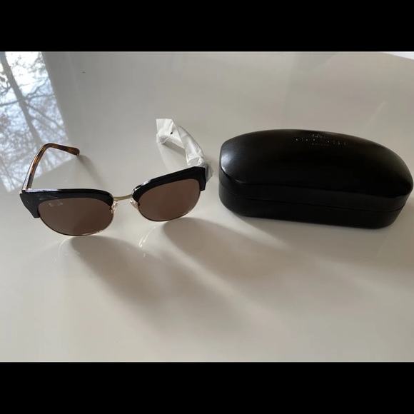 NWT COACH POLARIZED WOMEN'S SUNGLASSES HC8262 MULTI - Picture 2 of 10